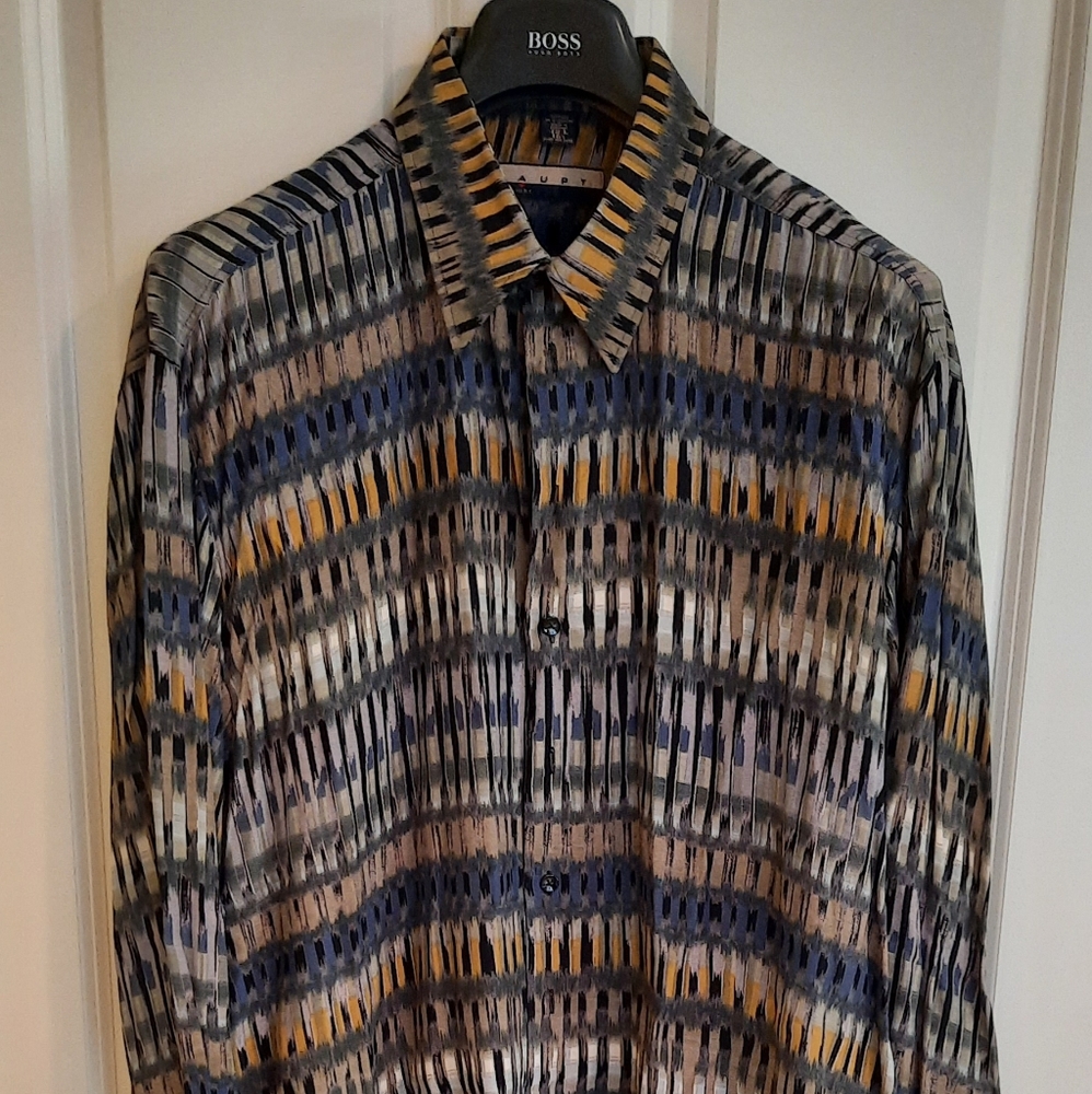 Shirt - Picture 2 of 3